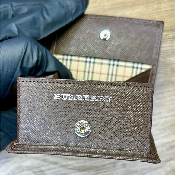 🔥 Burberry 🔥 Leather Coin Wallet - EUC - Picture 6 of 12